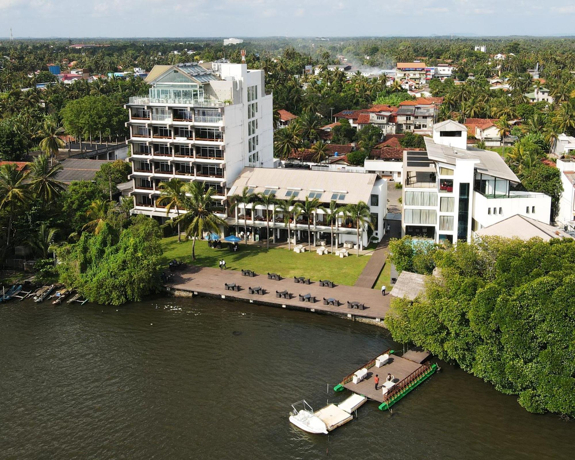 Amagi Aria Airport Transit Hotel Negombo Exteriér fotografie